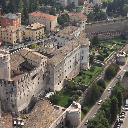 Al Consiglio Appartamento Trento Eksteriør bilde