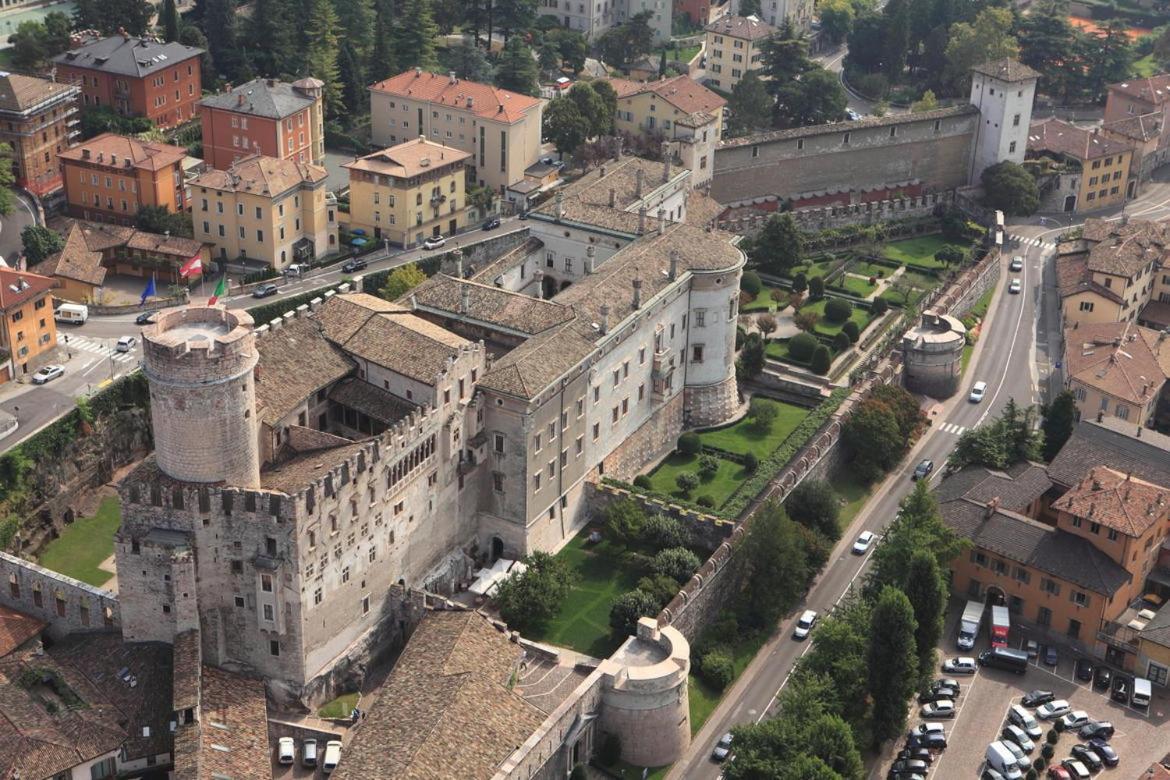Al Consiglio Appartamento Trento Eksteriør bilde